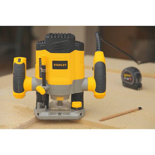 RUTEADORA 1200W 1-3" (SRR1200-B3) STANLEY - Vista 2