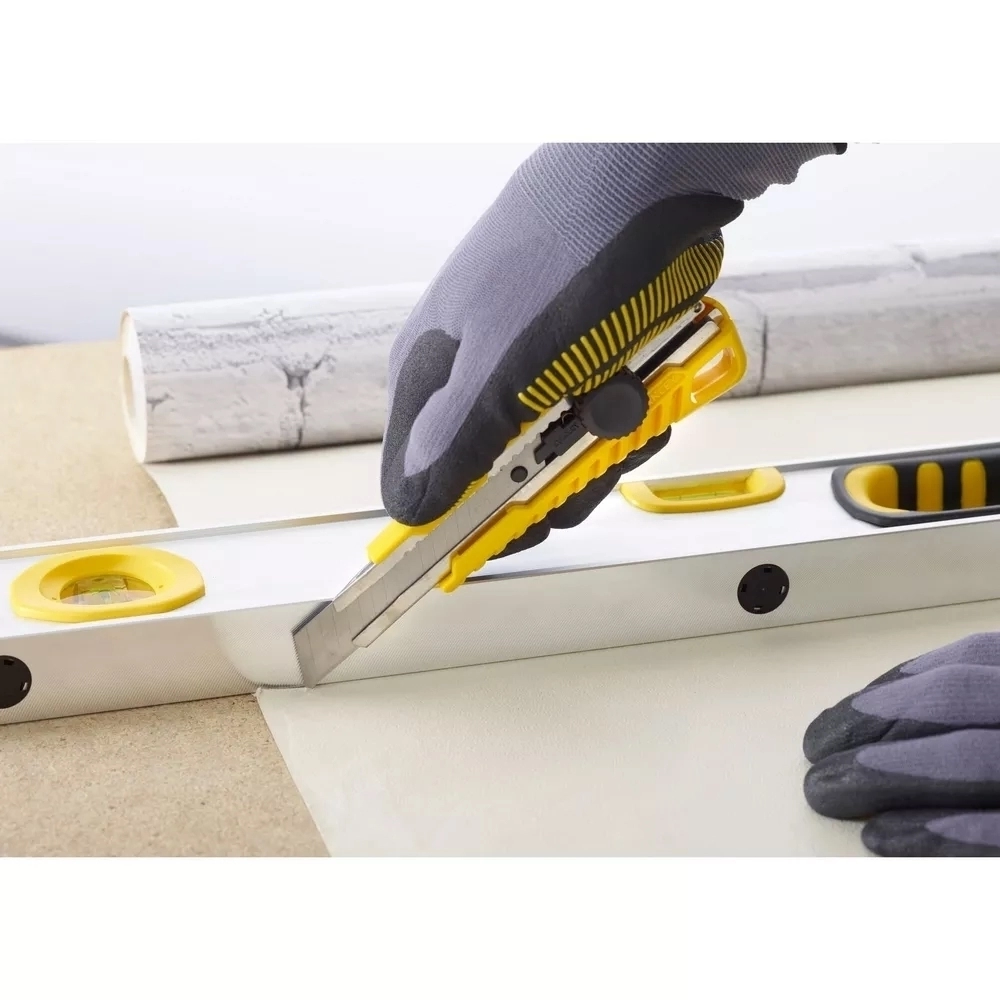 BISTURI 18MM PLASTICO (STHT10321-840) STANLEY - Vista 4